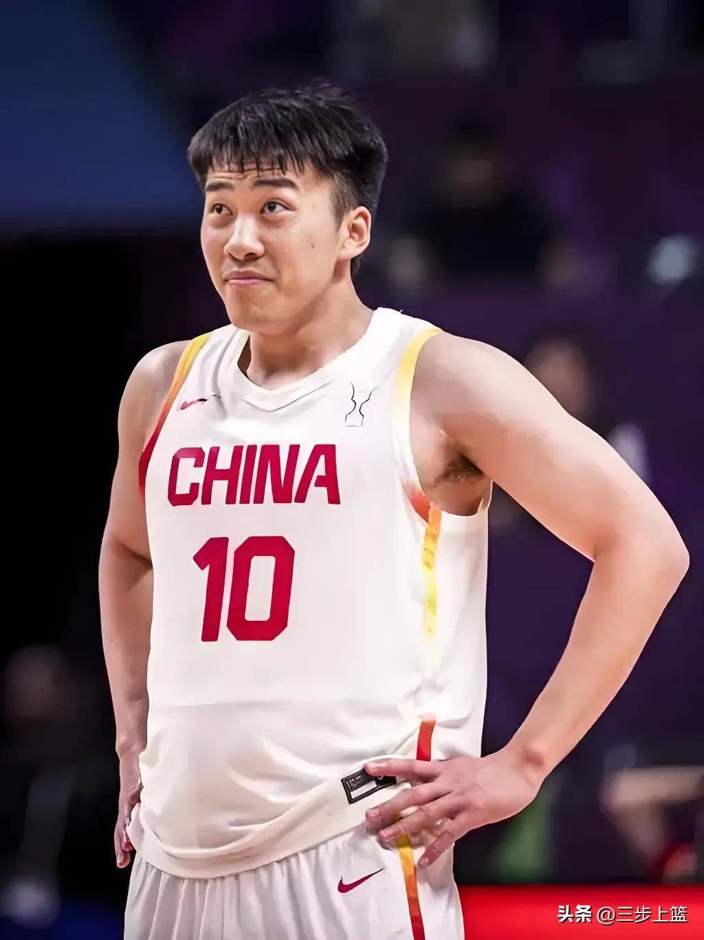 CBA季后赛赛前再迎强敌；法兰克福战术微调；主帅态度——更衣室稳定；资深球员宣示担当的简单介绍